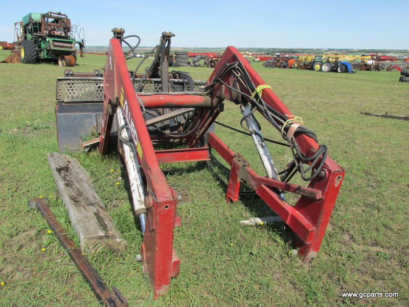 LOADER 7FT BUCKET W/ GRAPPLE